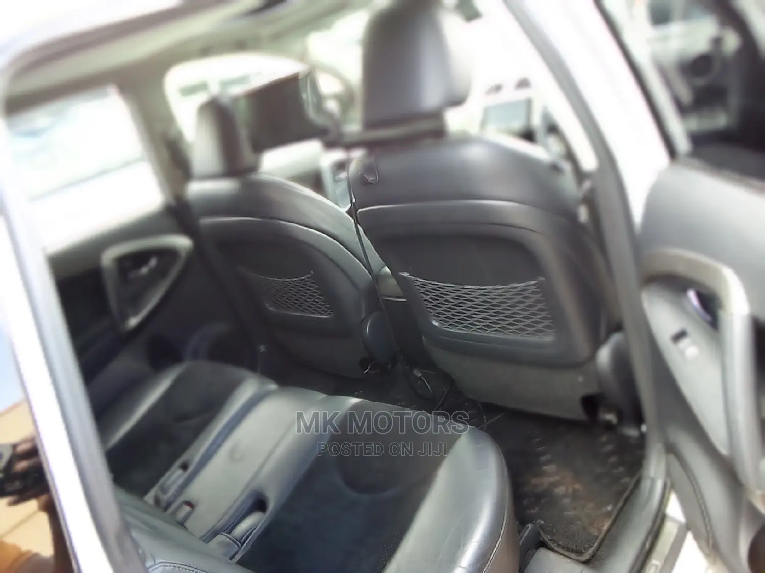 Toyota Vanguard 2009 White