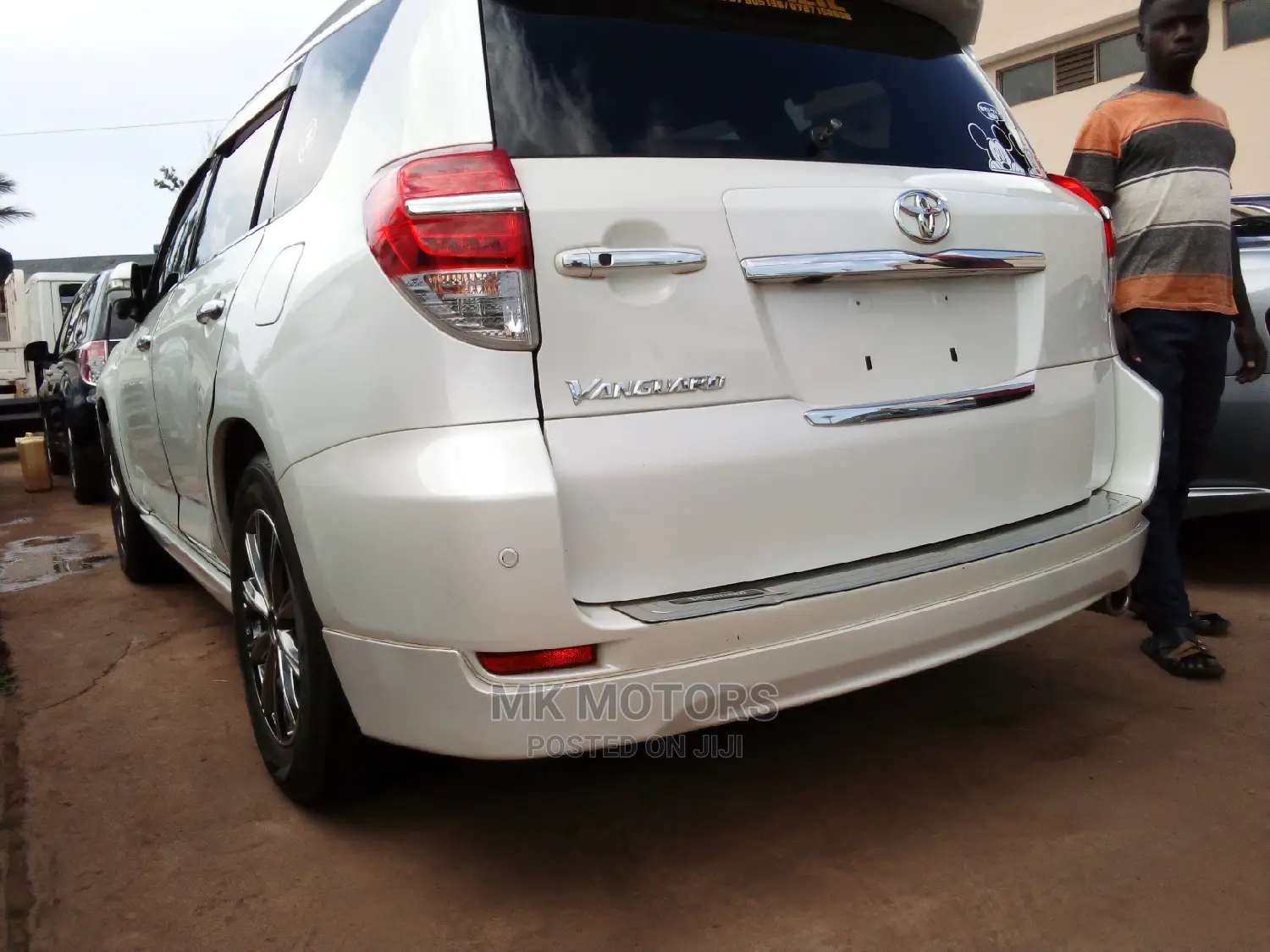 Toyota Vanguard 2009 White