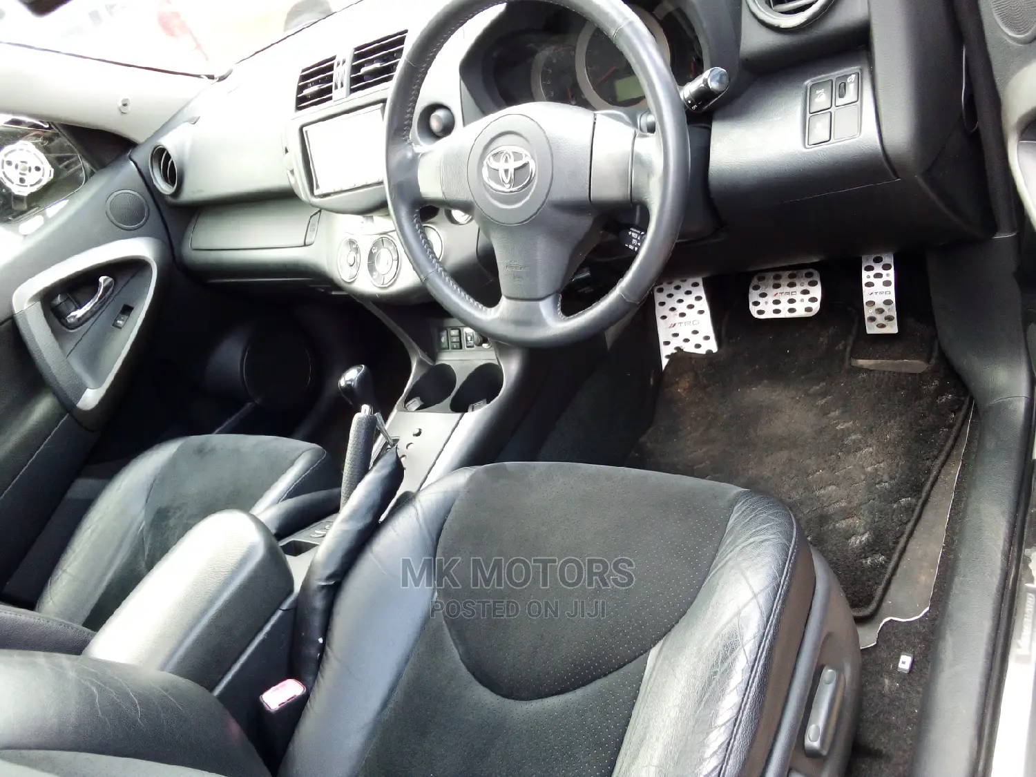 Toyota Vanguard 2009 White