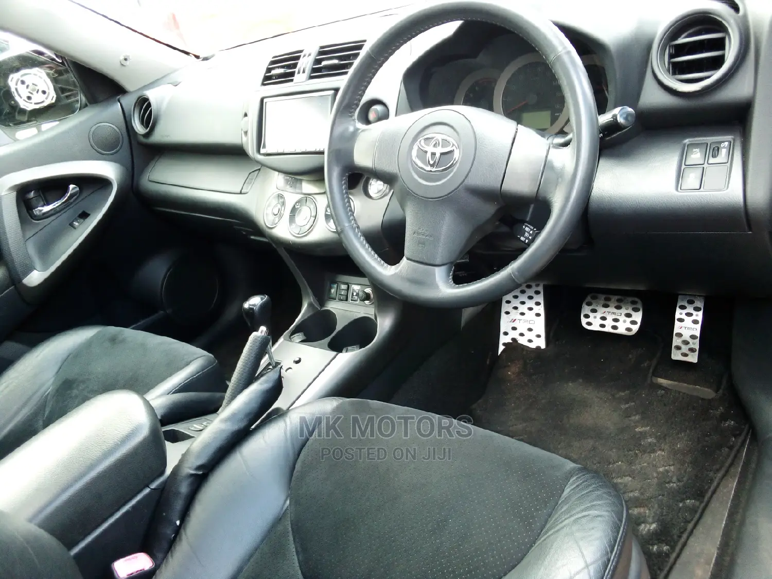 Toyota Vanguard 2009 White
