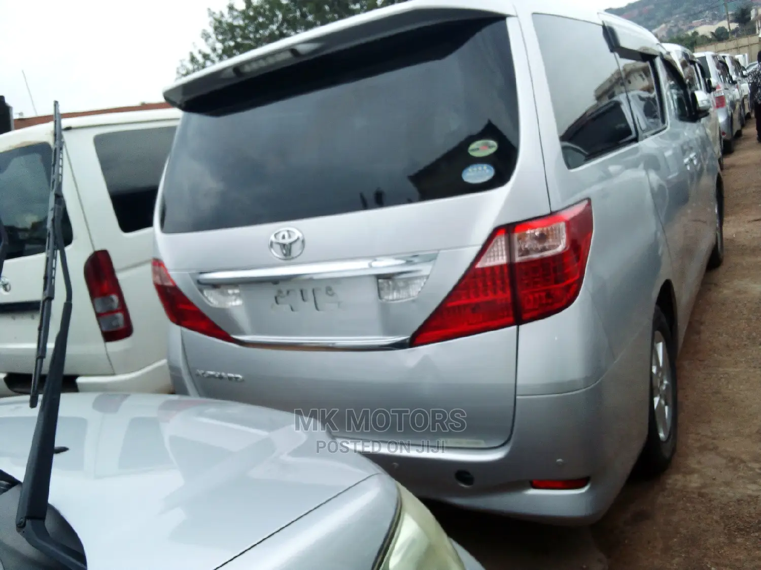 Toyota Alphard 2009 Silver