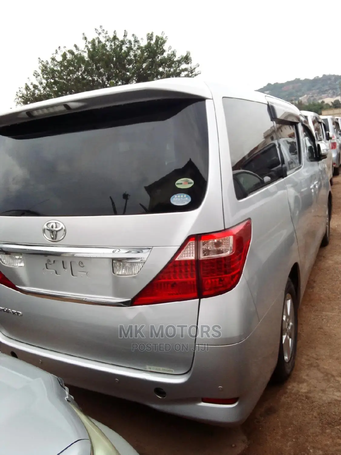 Toyota Alphard 2009 Silver