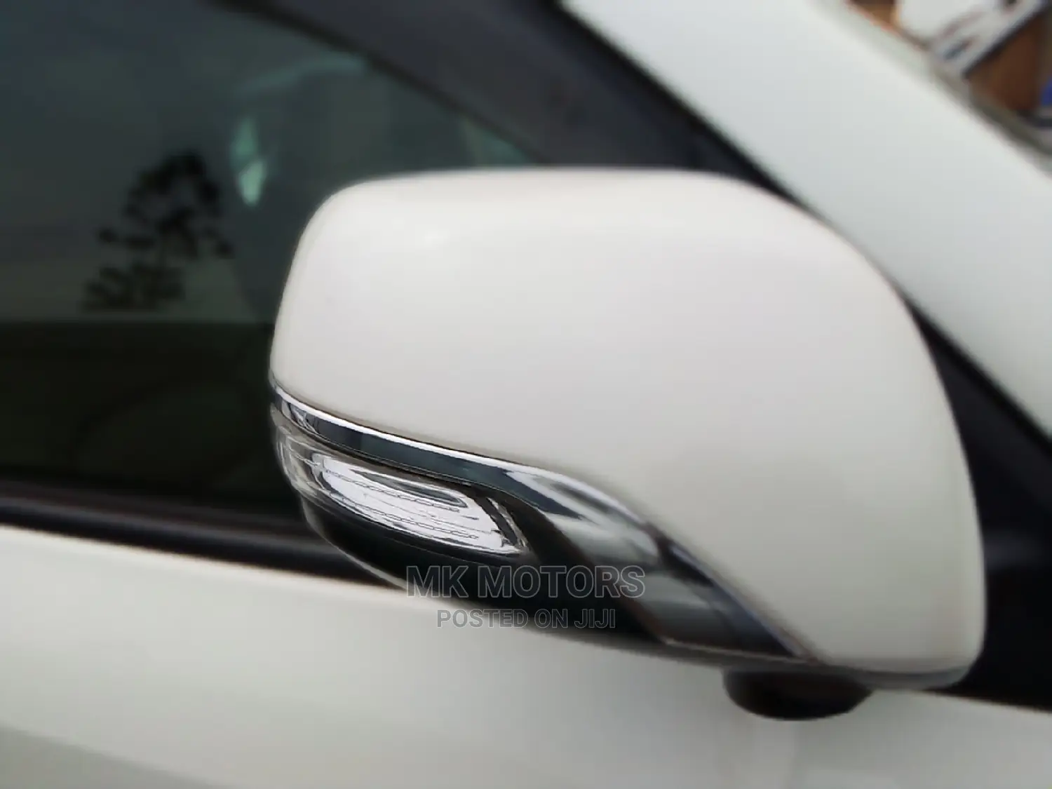 Toyota Land Cruiser 2018 White