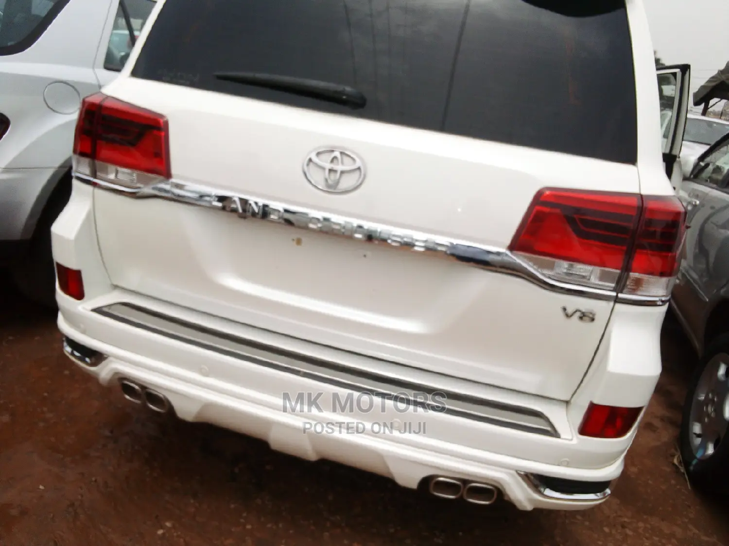 Toyota Land Cruiser 2018 White