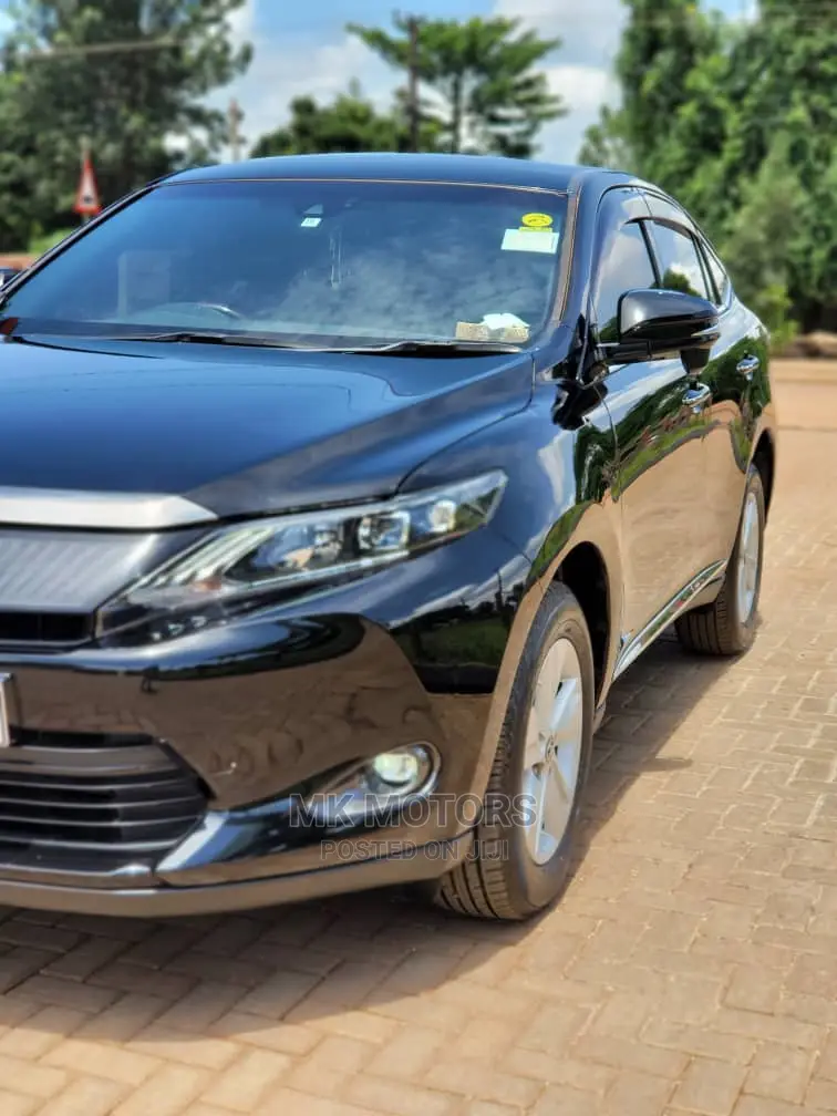 Toyota Harrier 2.4 2013 Black