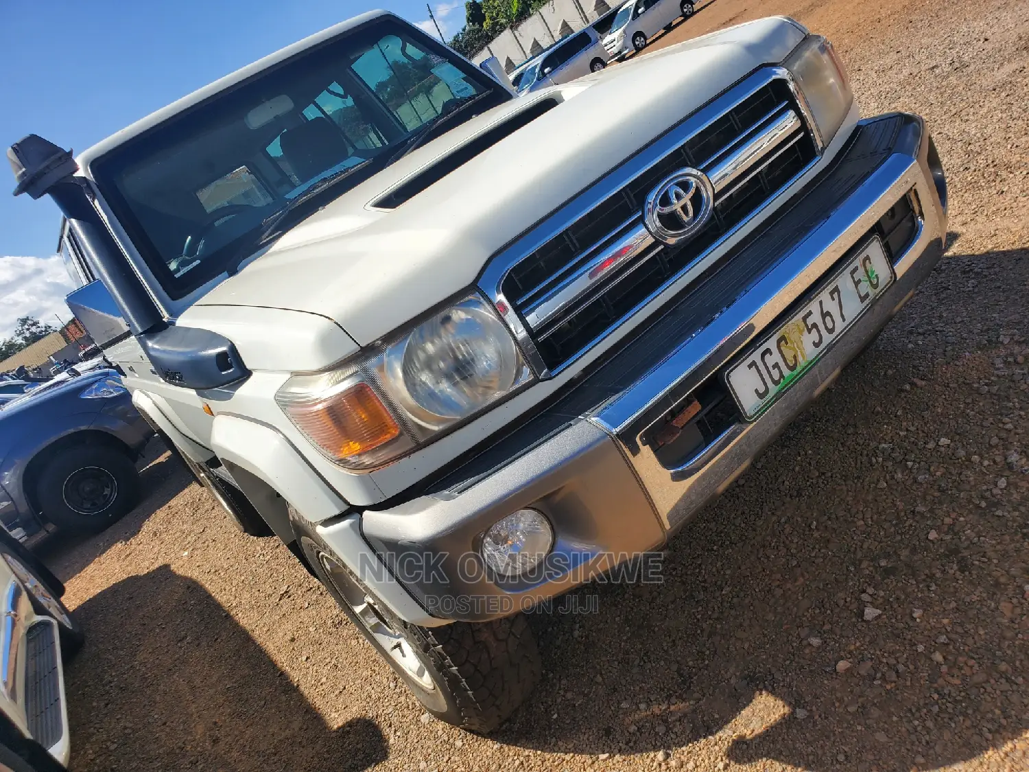 Toyota Land Cruiser 4.5 V8 DLX 2013 White