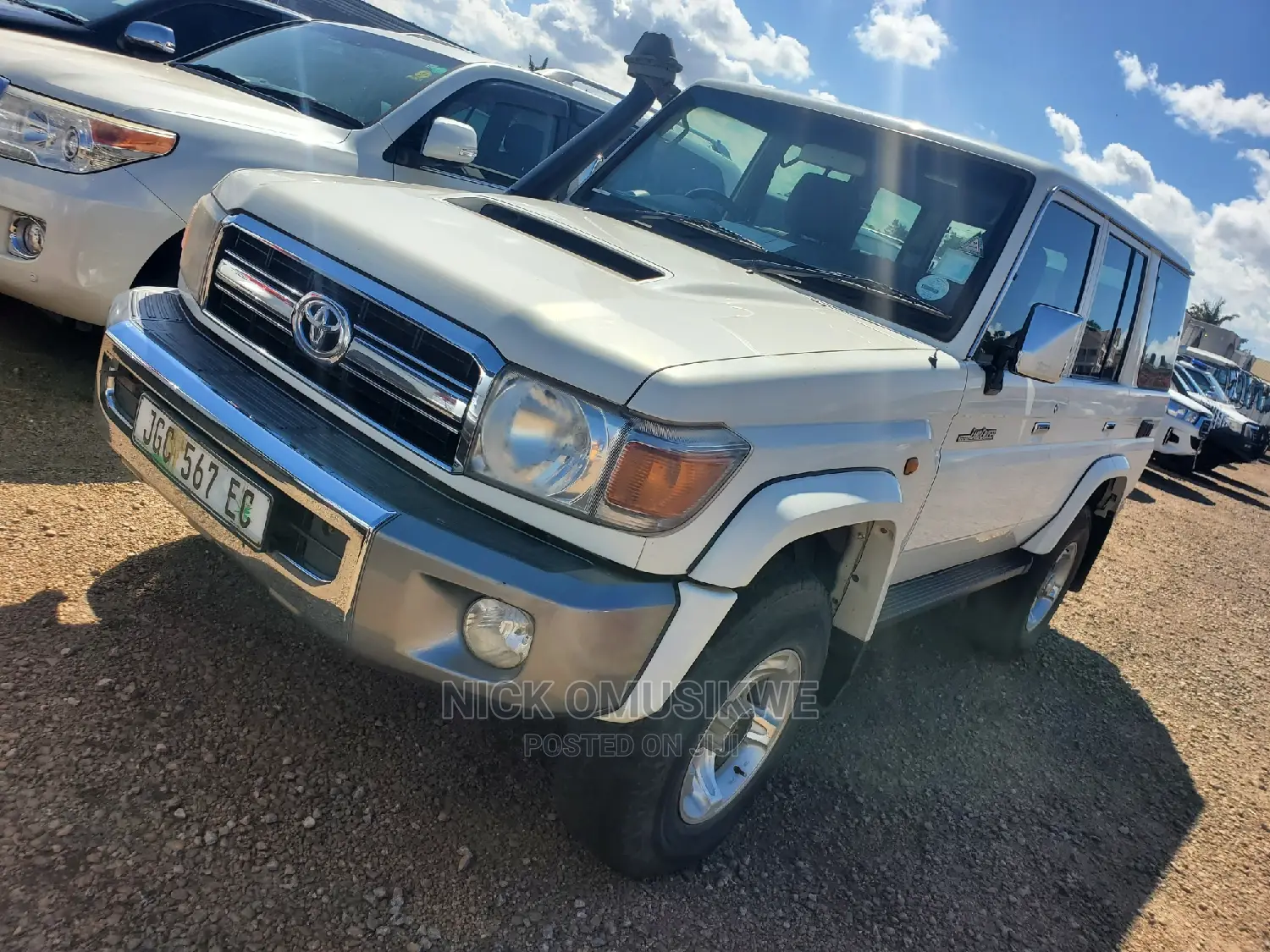 Toyota Land Cruiser 4.5 V8 DLX 2013 White