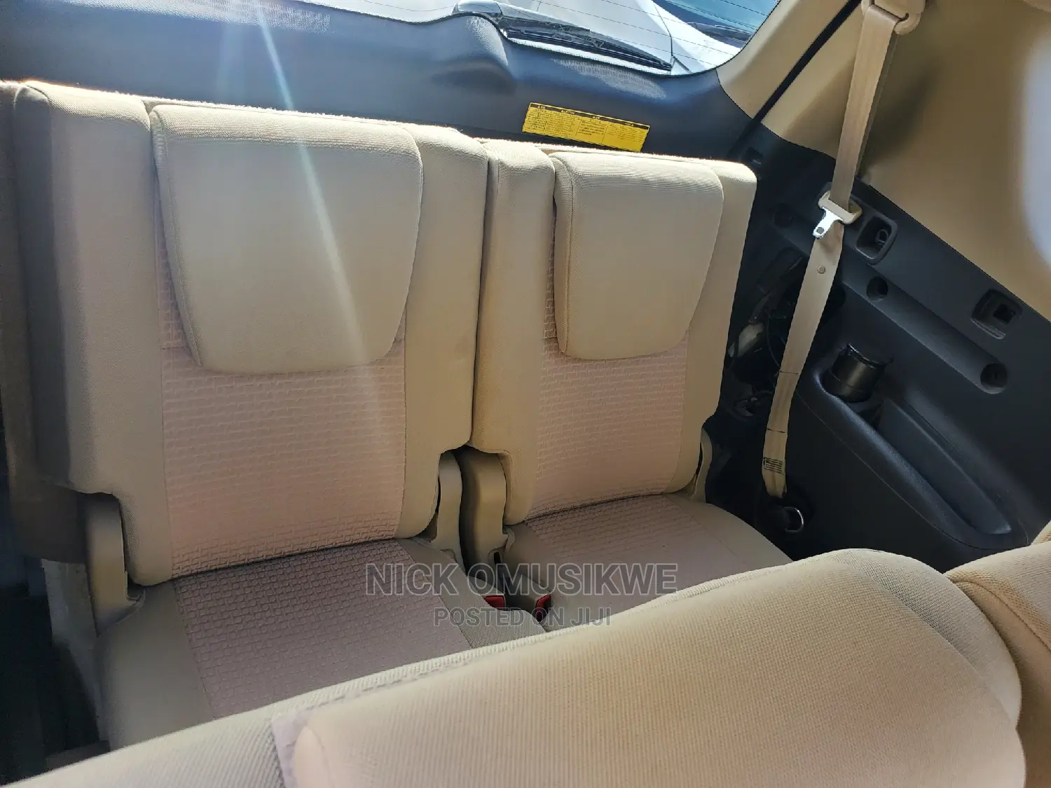 Toyota Vanguard 2009 White