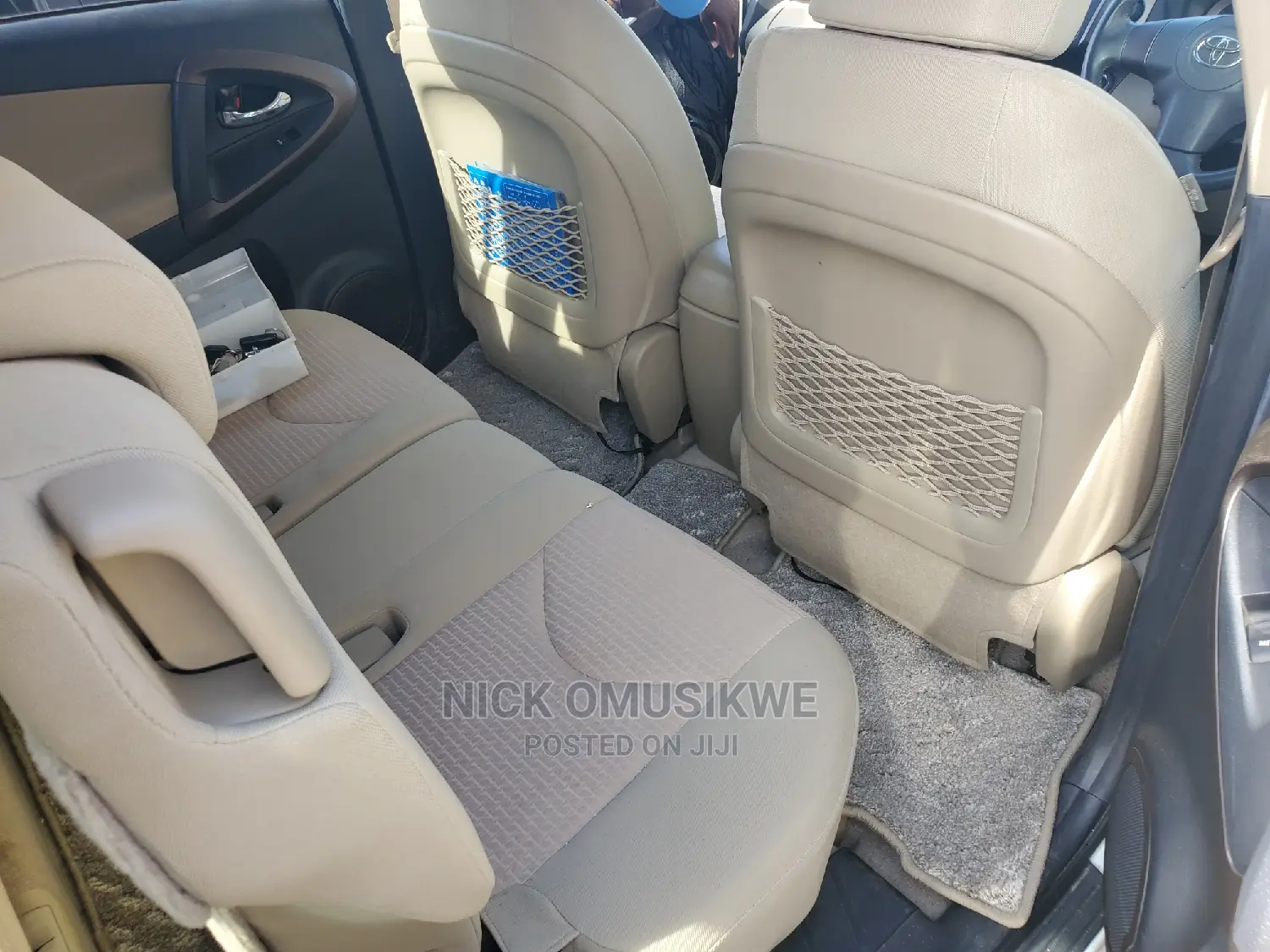 Toyota Vanguard 2009 White
