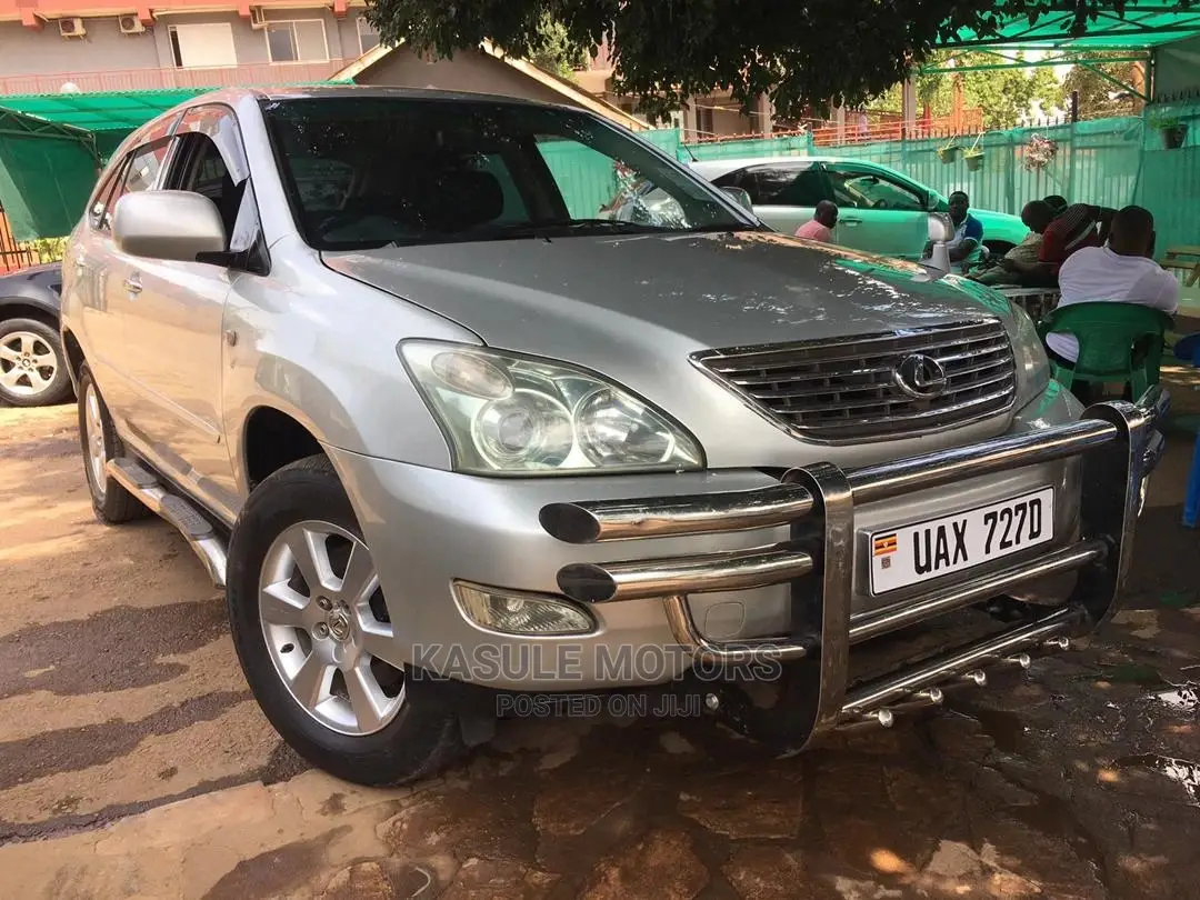 Toyota Harrier 2005 Silver