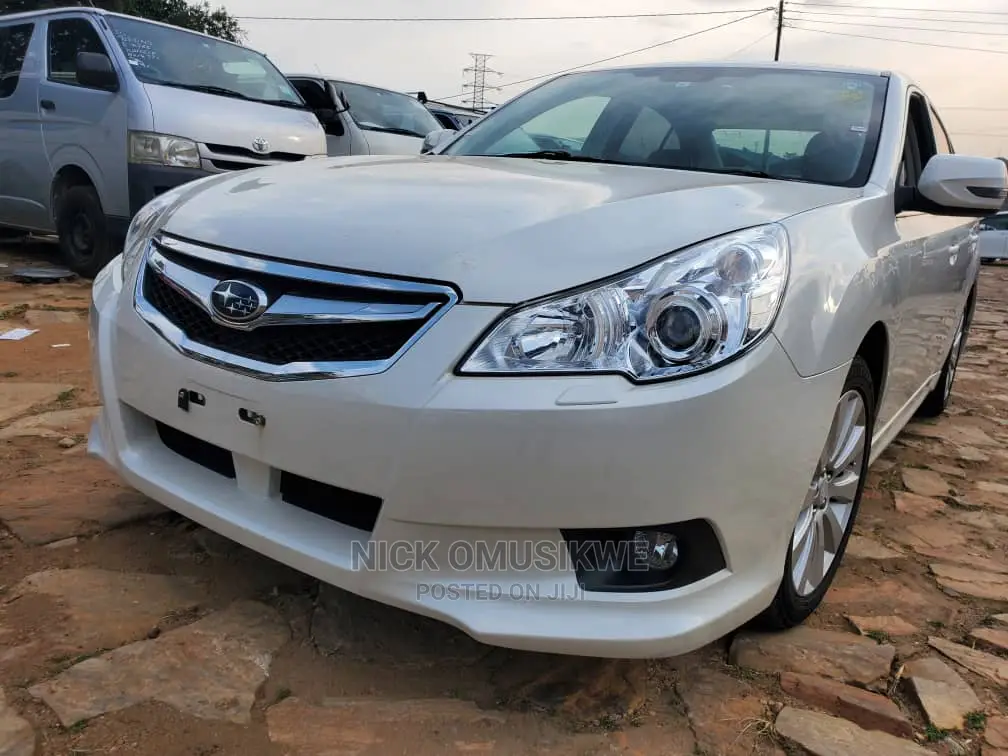 Subaru Legacy 2.5GT Limited 2011 White