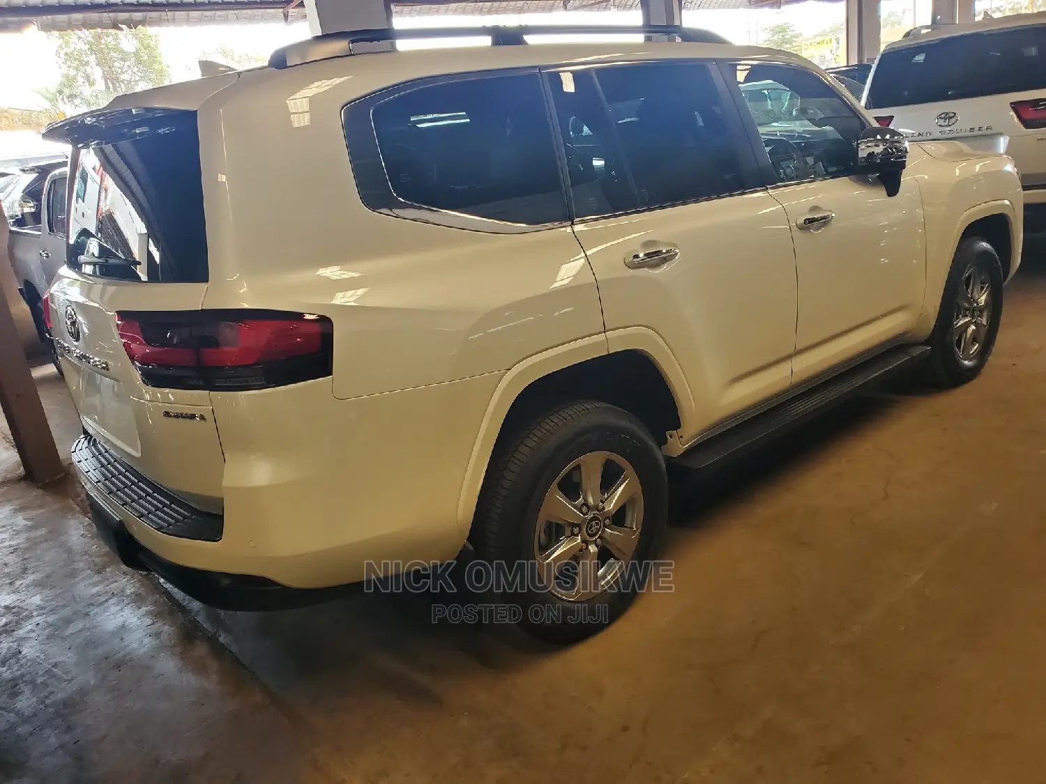 Toyota Land Cruiser 3.3 Diesel 4WD 2021 White