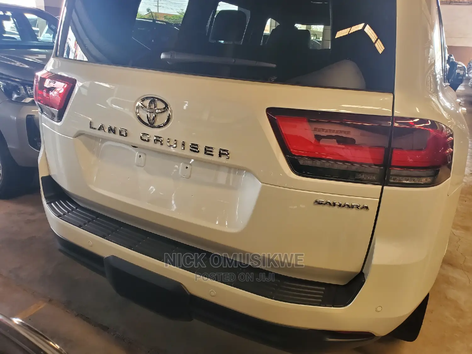 Toyota Land Cruiser 3.3 Diesel 4WD 2021 White