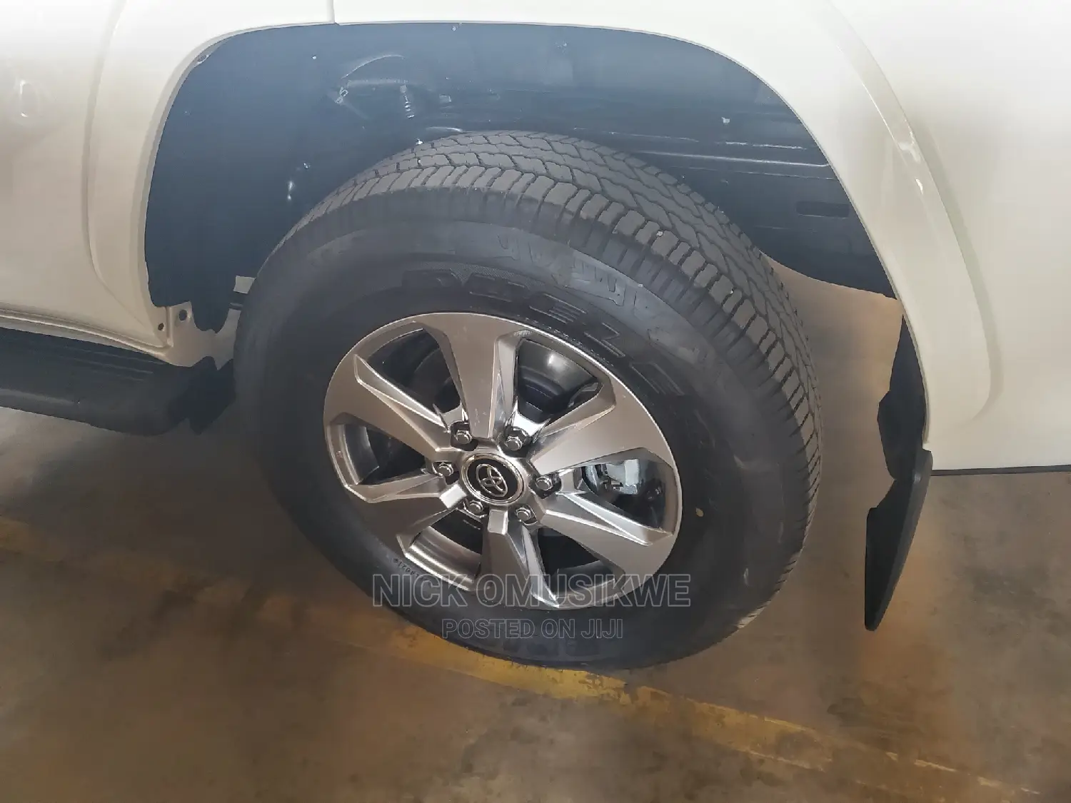 Toyota Land Cruiser 3.3 Diesel 4WD 2021 White