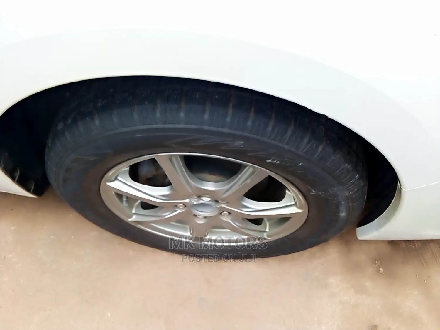 Subaru Impreza 2.0i 4-Dr 2013 White