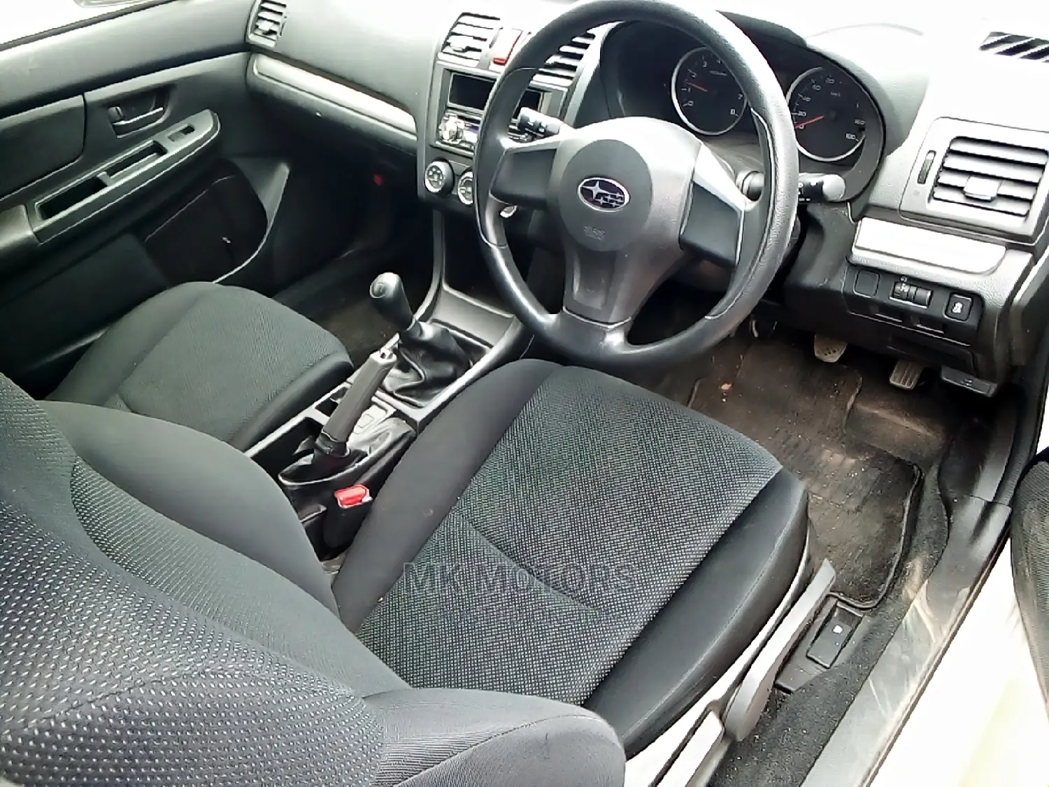 Subaru Impreza 2.0i 4-Dr 2013 White