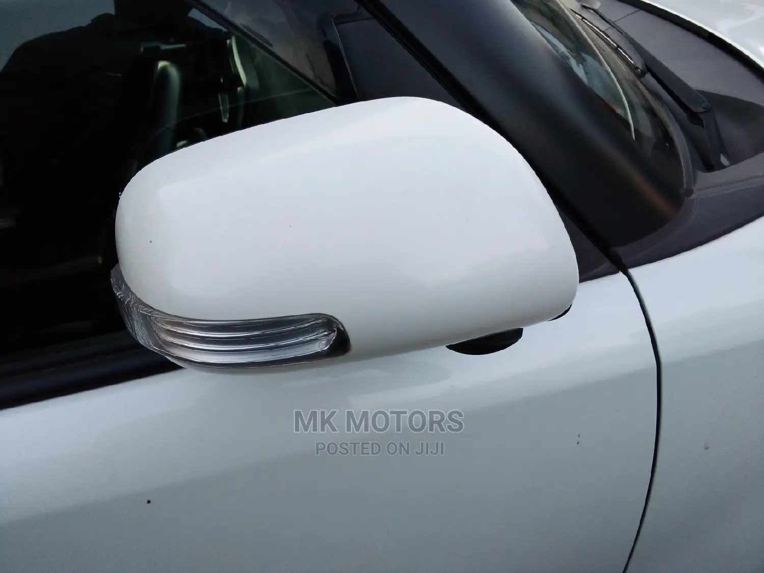 Toyota Passo Sette 1.5 FWD 2011 Silver