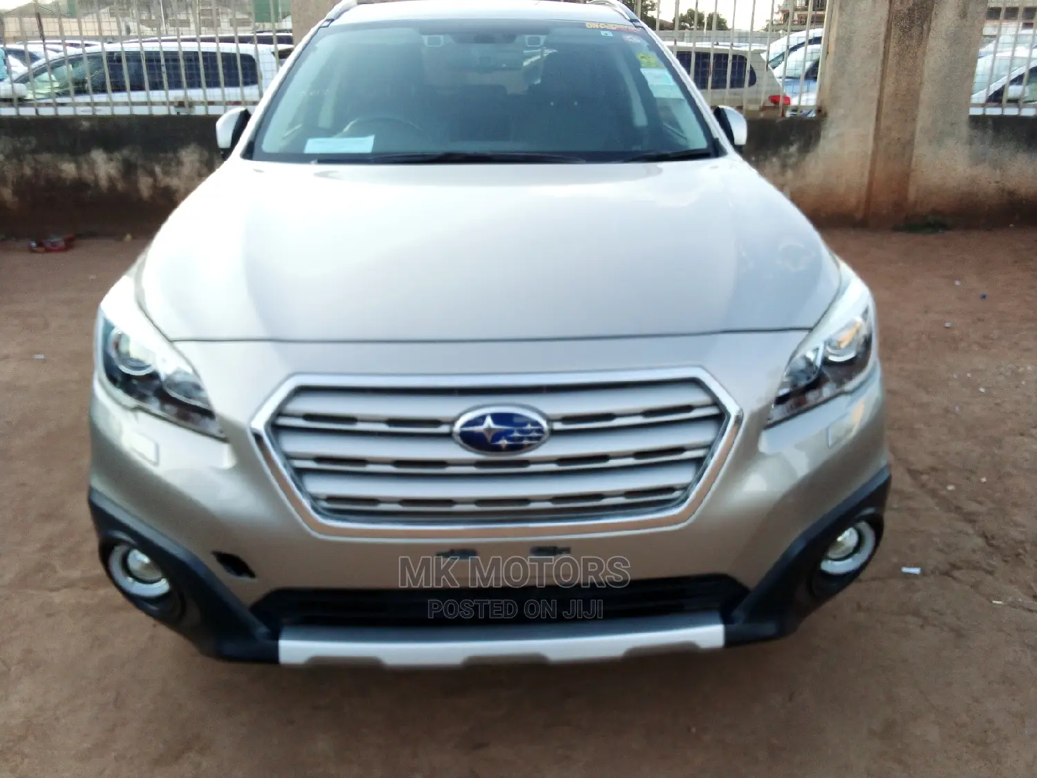 Subaru Outback 2.5i AWD 2017 Gray