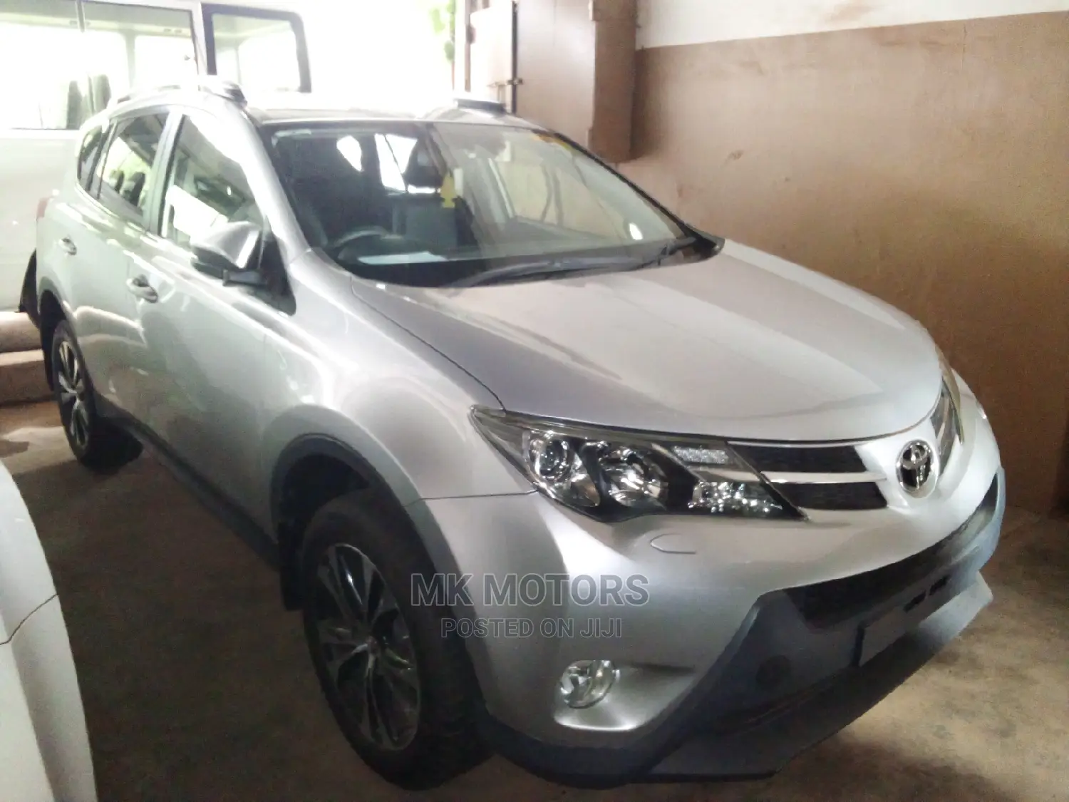 Toyota RAV4 LE 4dr SUV (2.5L 4cyl 6A) 2015 Silver