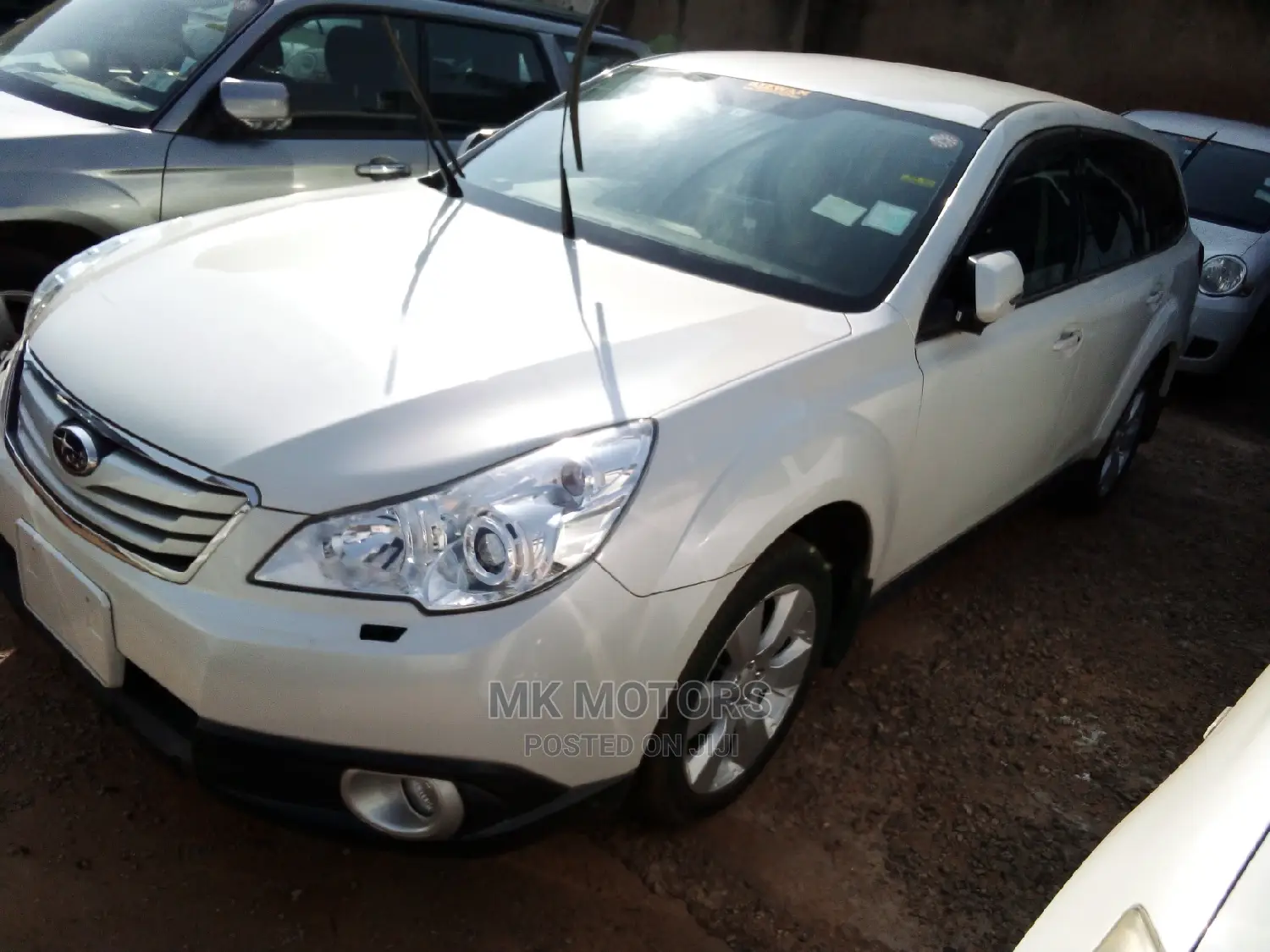Subaru Outback 2.5 2009 White