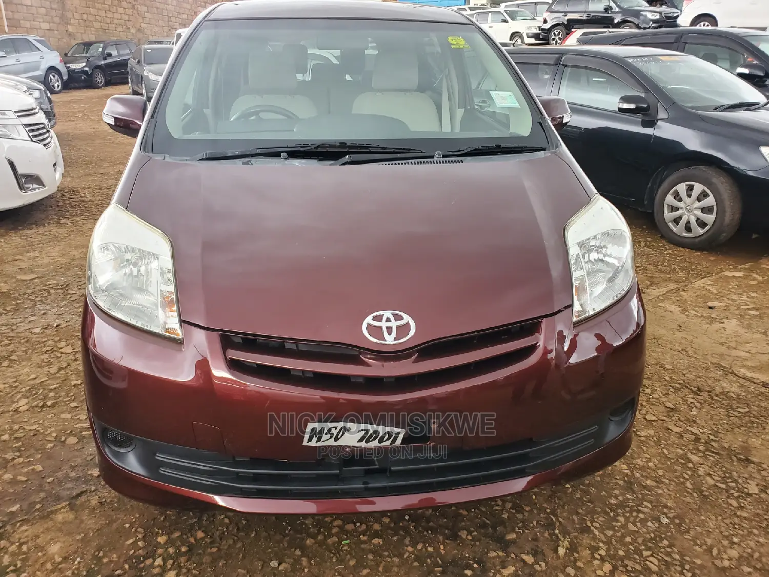 Toyota Passo Sette 1.5 AWD 2009 Red