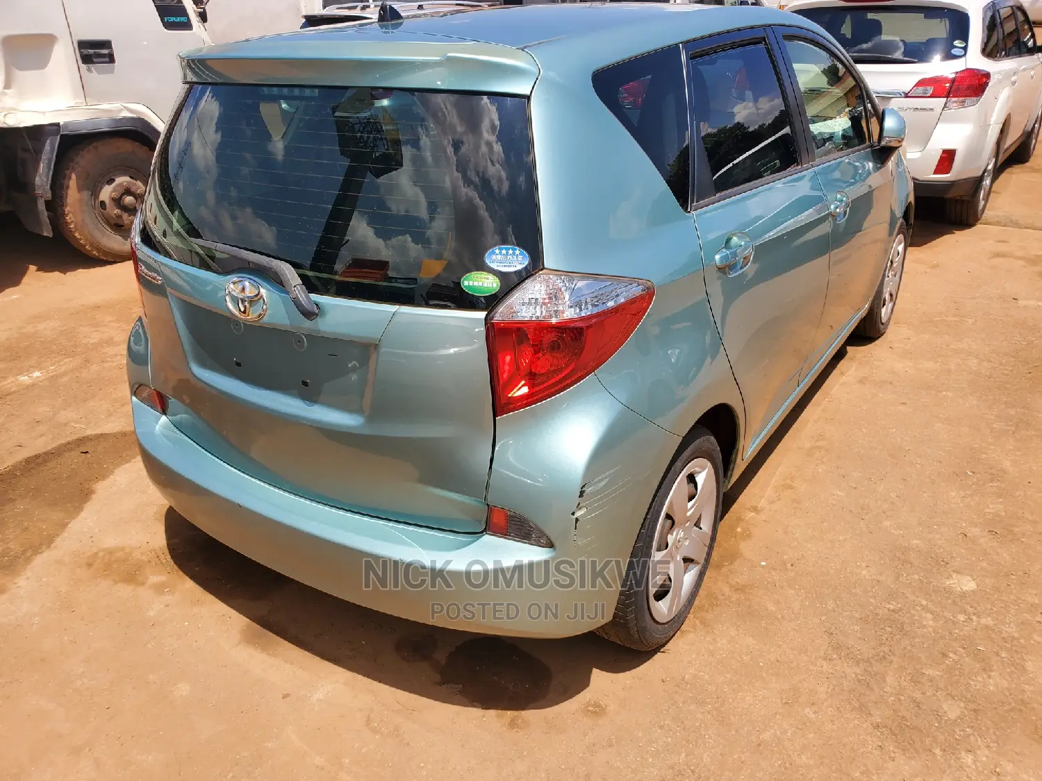 Toyota Ractis 1.5 AWD 2012 Blue