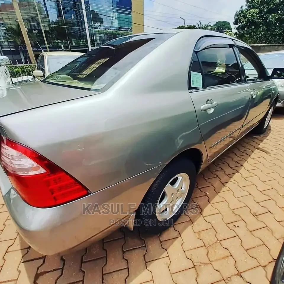 Toyota Corolla 2006 Gold