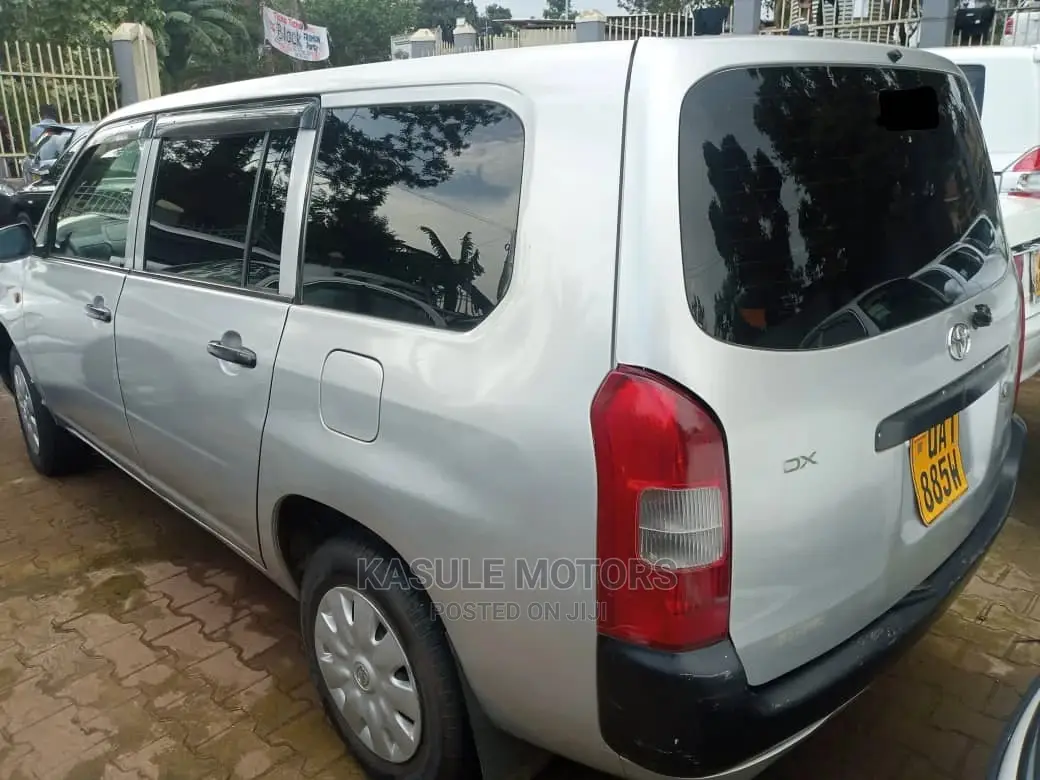 Toyota Probox 2008 Silver