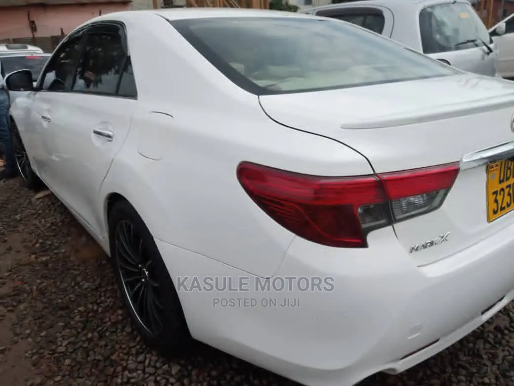 Toyota Mark X 2016 White