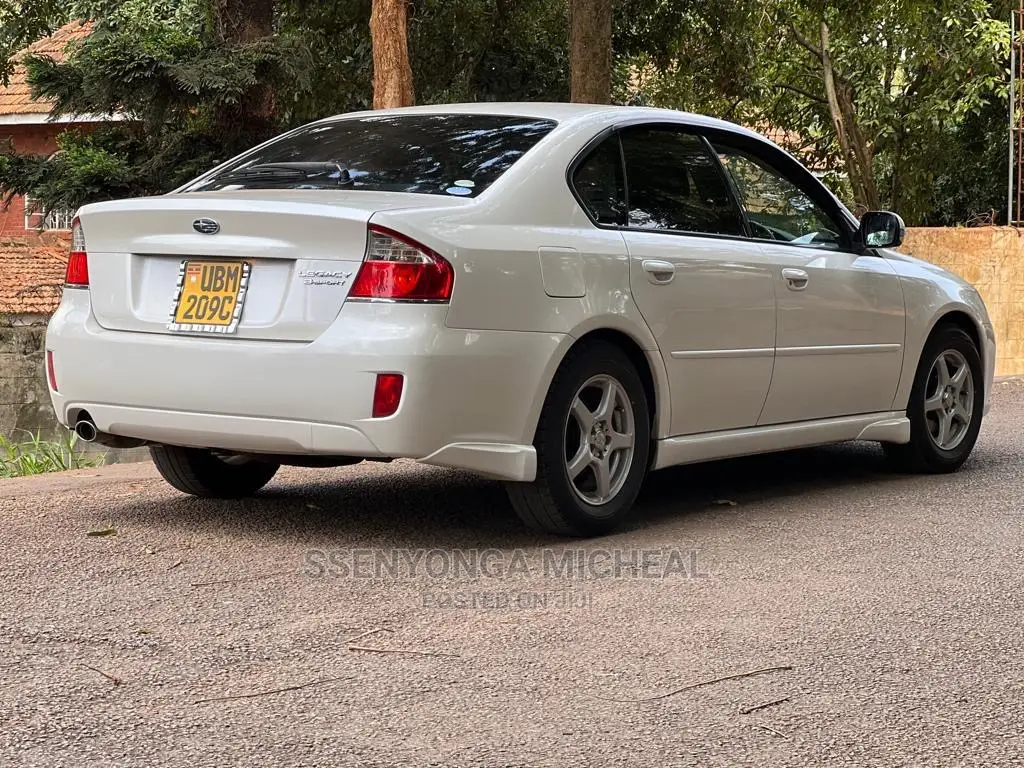 Subaru Legacy 2008 White