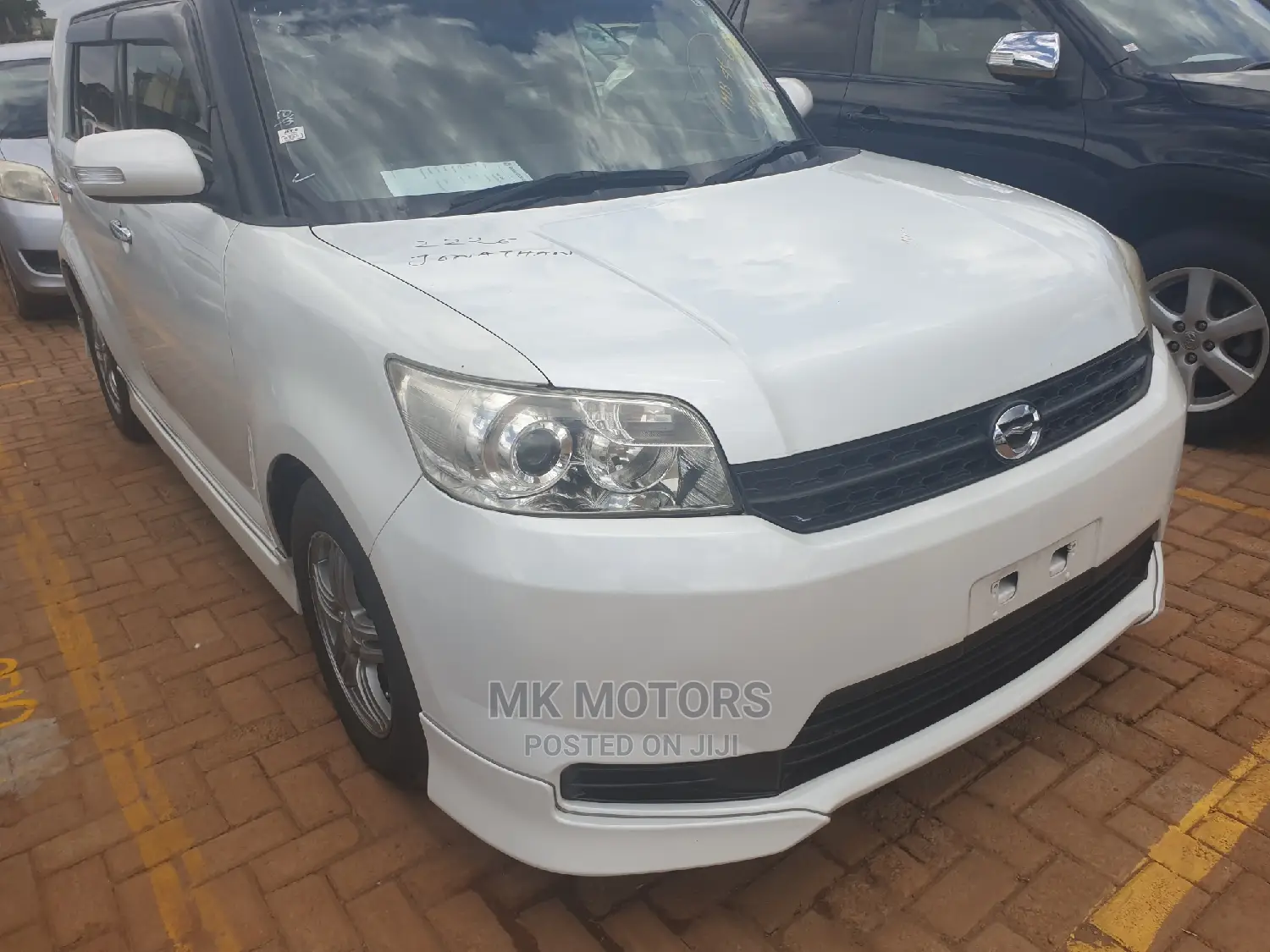 Toyota Corolla Rumion Hatchback 1.8 FWD 2011 White