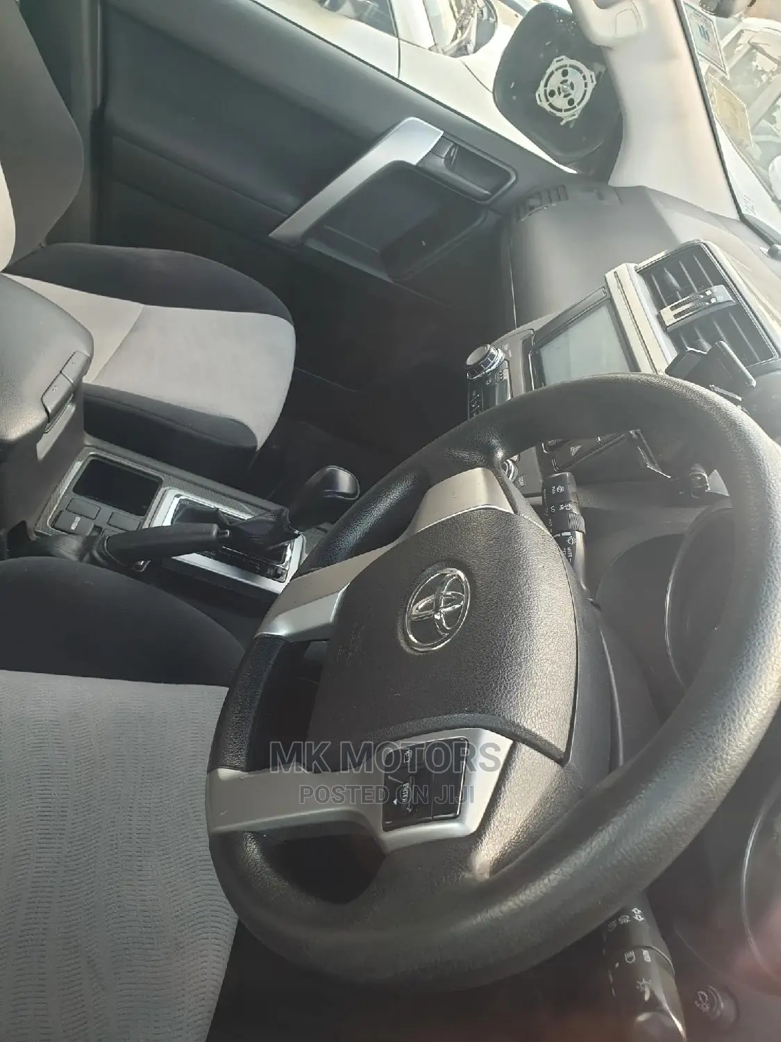 Toyota Land Cruiser Prado 2.7 2017 White