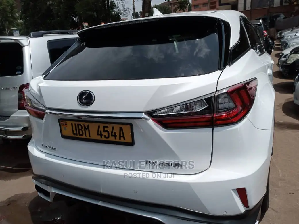 Toyota Harrier 2018 White