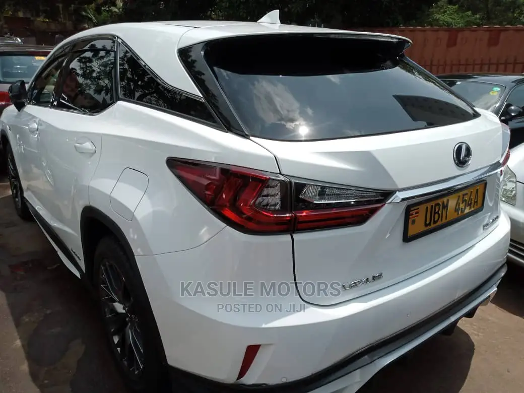 Toyota Harrier 2018 White