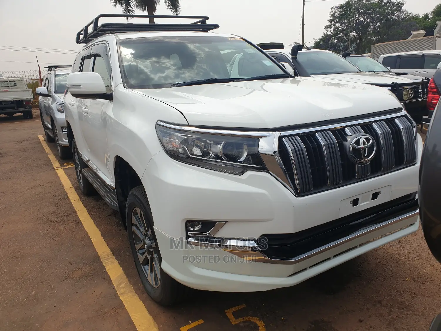 Toyota Land Cruiser Prado 2.8 2017 White