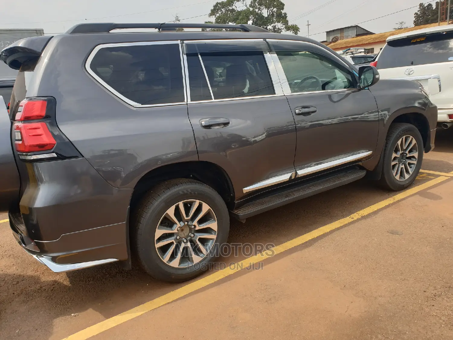 Toyota Land Cruiser Prado 2.8 2018 Gray