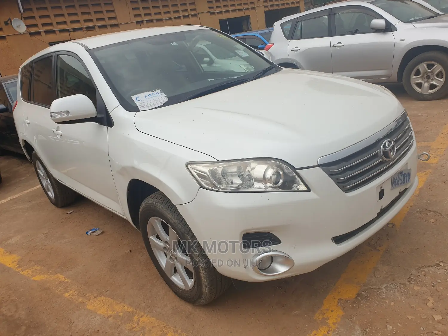 Toyota Vanguard 2008 White