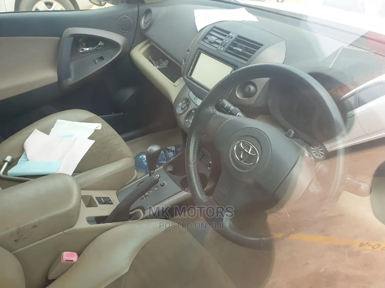 Toyota Vanguard 2008 White