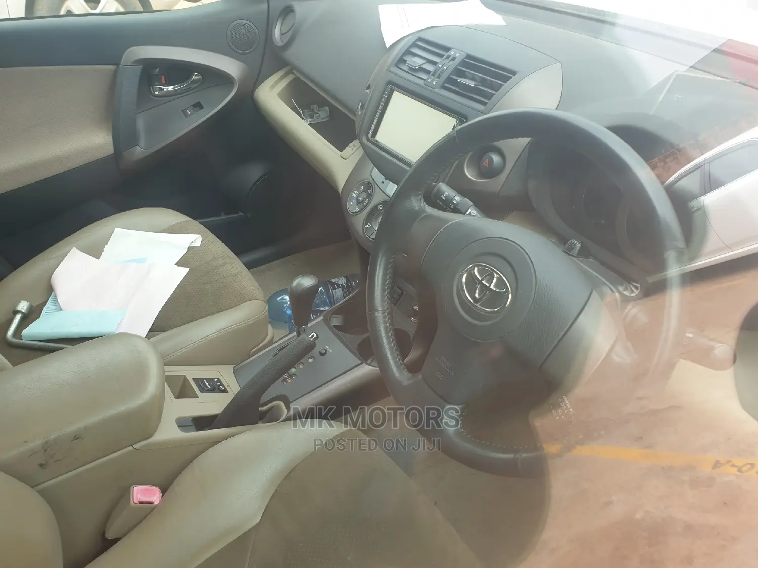 Toyota Vanguard 2008 White