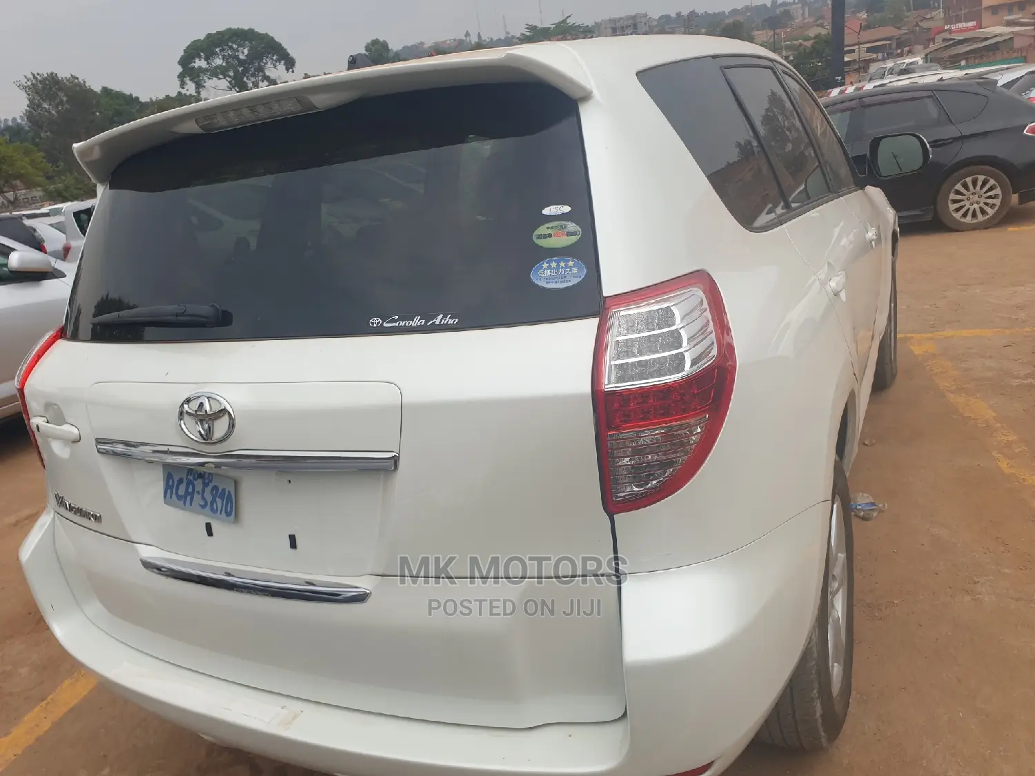 Toyota Vanguard 2008 White