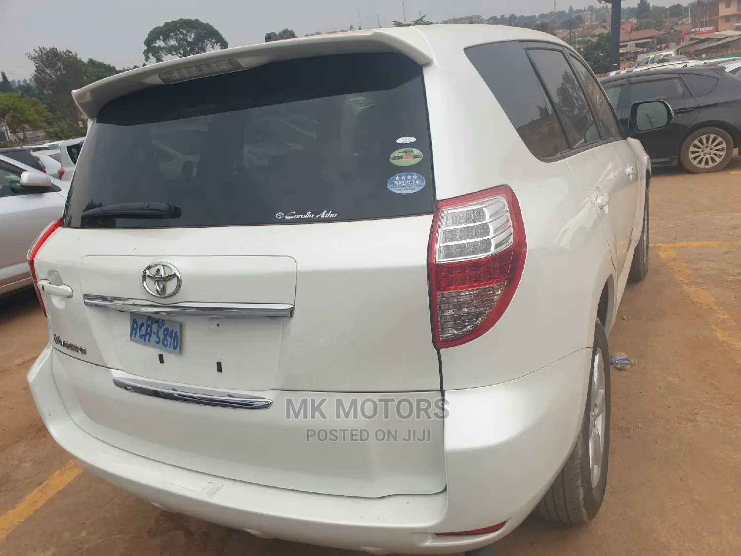Toyota Vanguard 2008 White