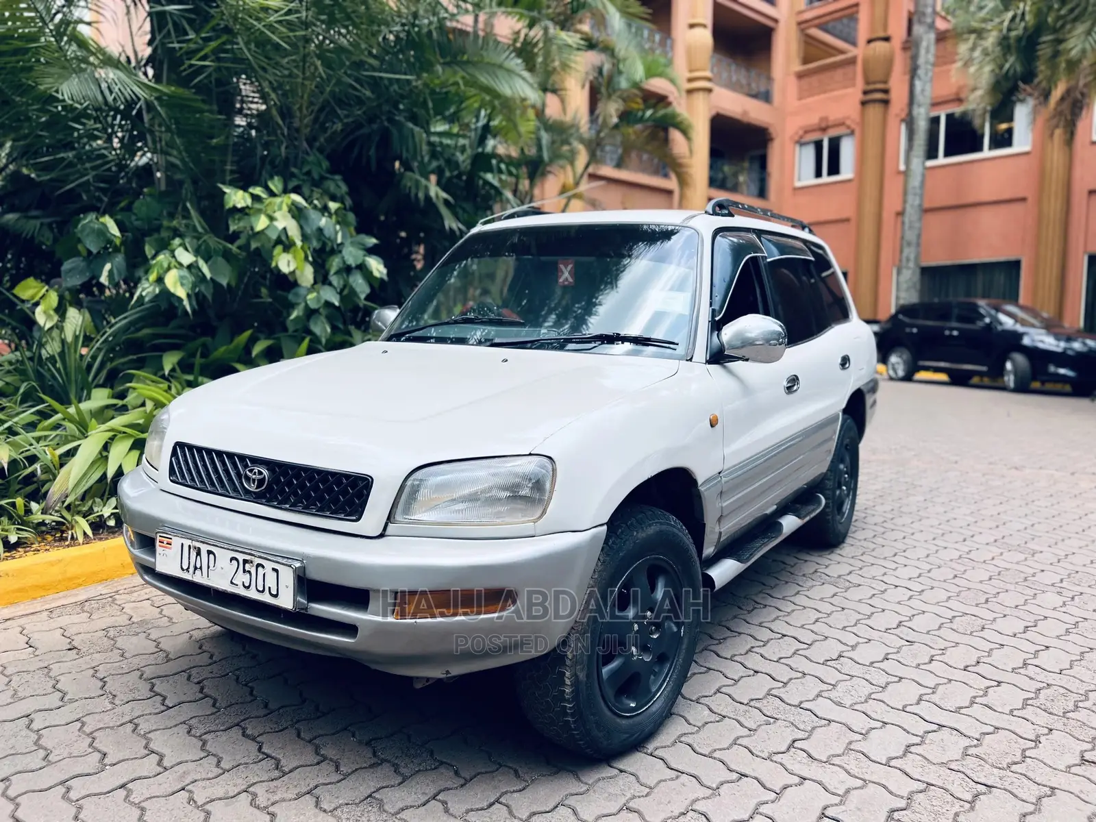 Toyota RAV4 Base