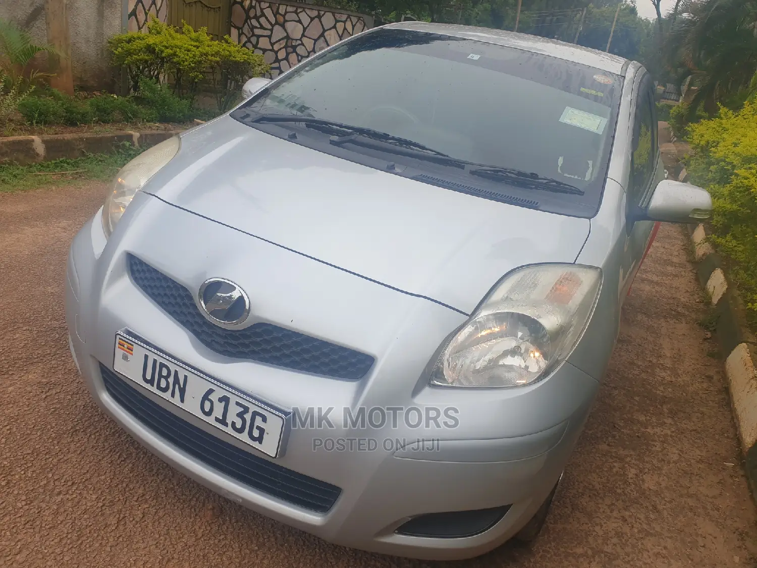 Toyota Vitz 1.0 FWD 5dr 2009 Silver