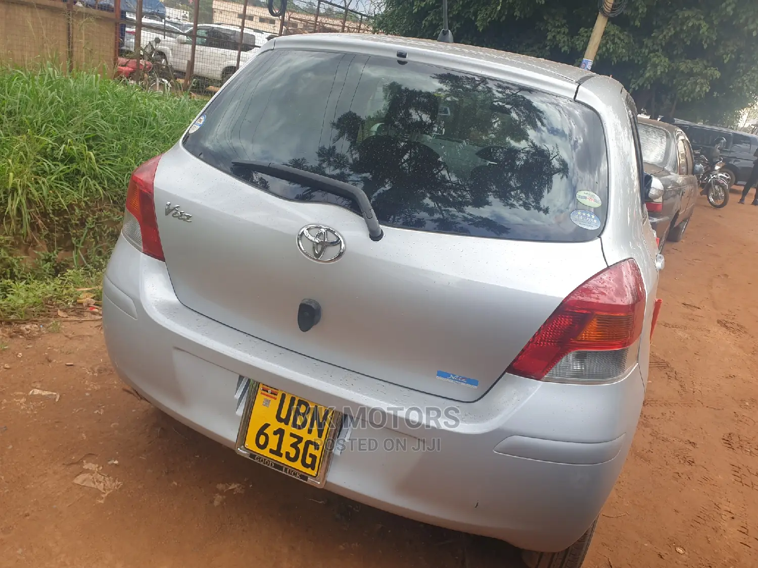 Toyota Vitz 1.0 FWD 5dr 2009 Silver