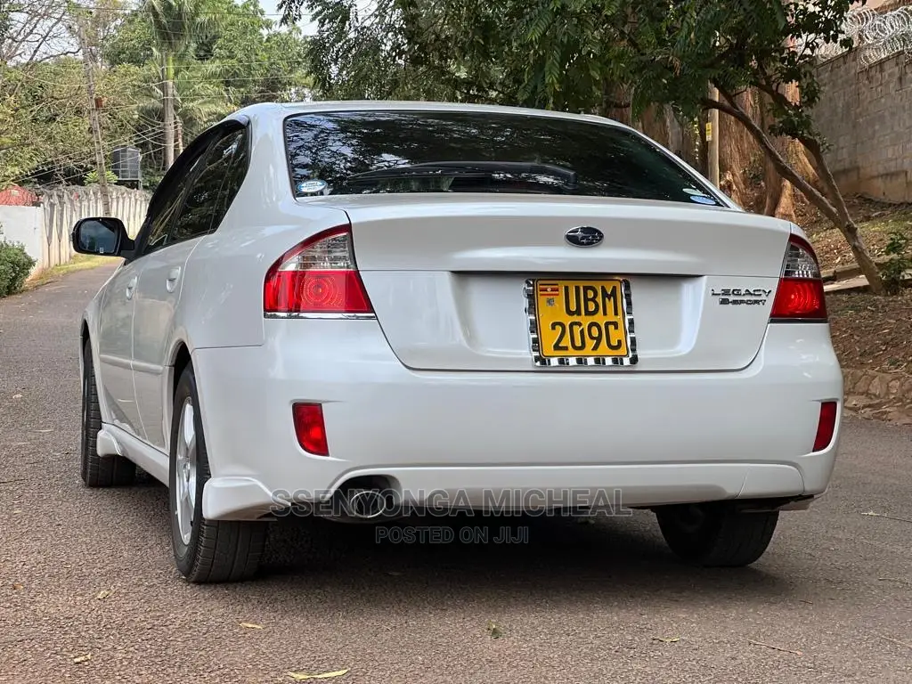 Subaru Legacy 2008 White