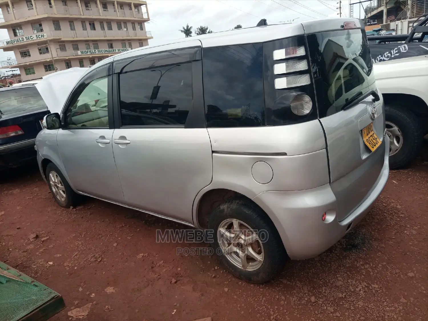 Toyota Sienta 1.5 FWD