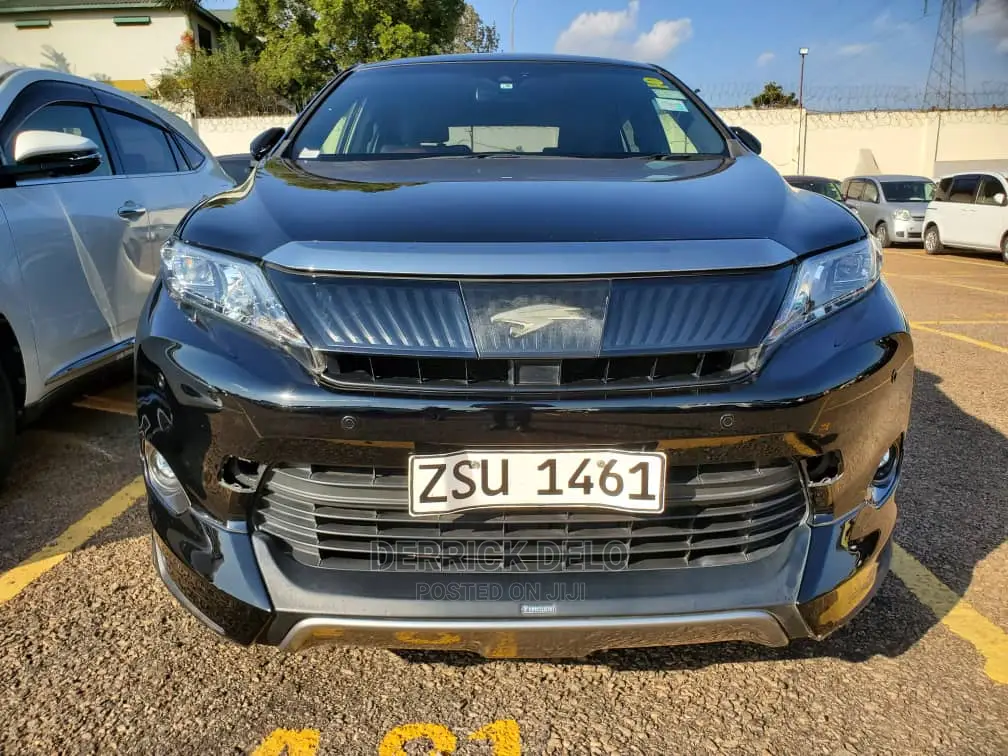 Toyota Harrier 2017