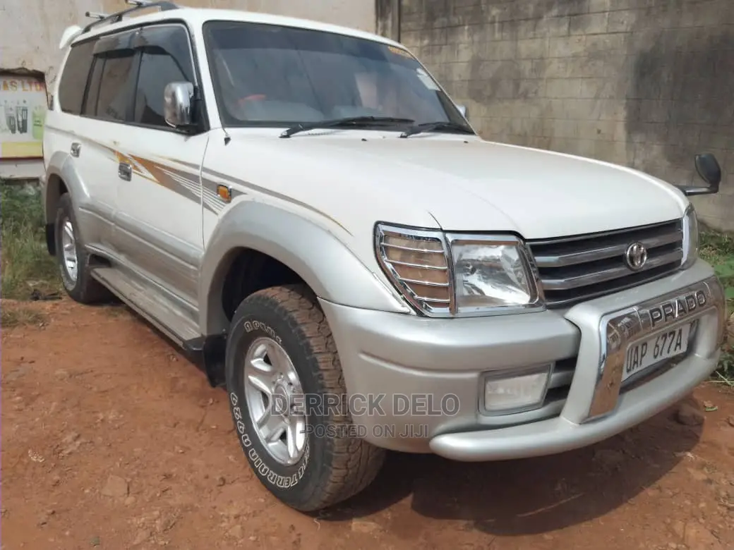 Toyota Land Cruiser Prado 2000