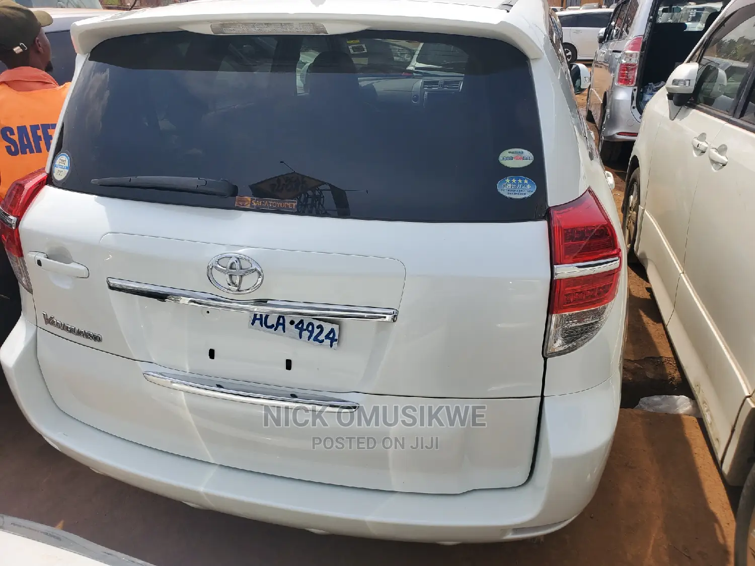 Toyota Vanguard 2011 Off white