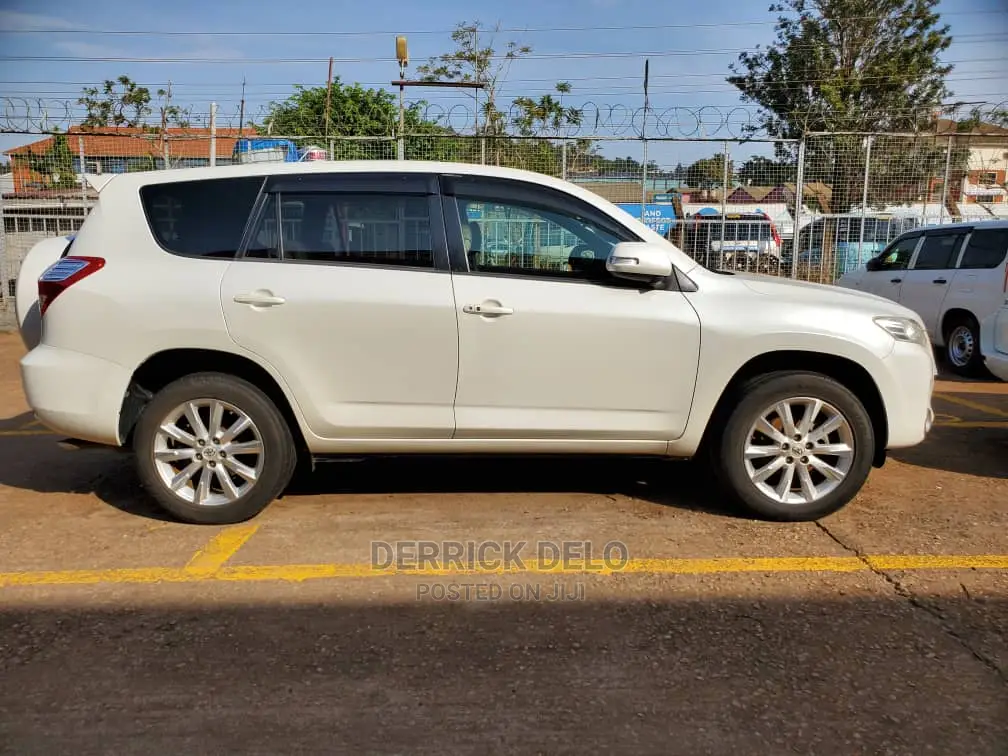 Toyota Vanguard 2009